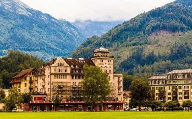 瑞士免费暑研｜8周0学费（包交通住宿）